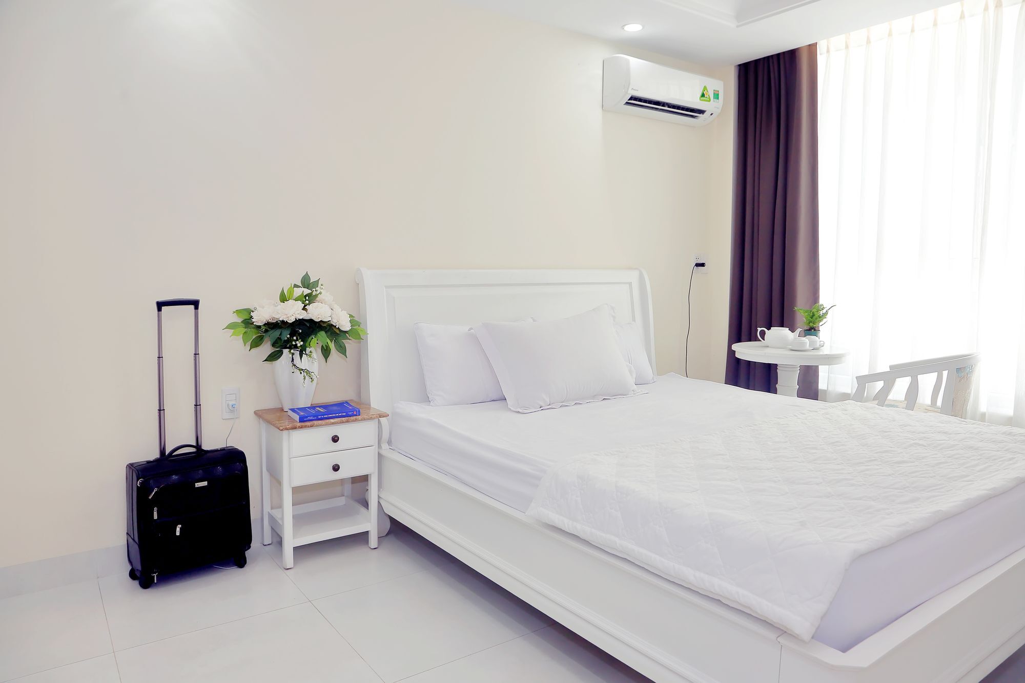 Sunshine Hotel - Phu My Hung Ho Chi Minh City Exterior photo